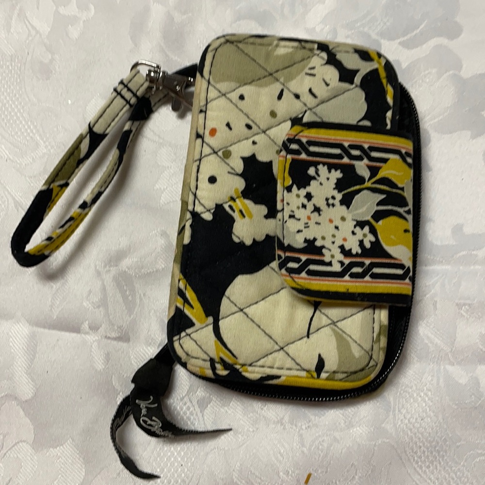 Vera Bradley wristlet with phone holder